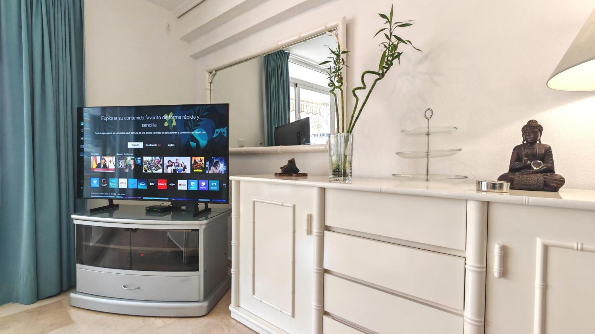 Penthouse At Rincon! Wifi, Parking And Pets Free